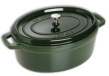 Cocotte ovale en fonte émaillée Staub basilic de 33 cm